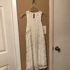 Love tree white dress